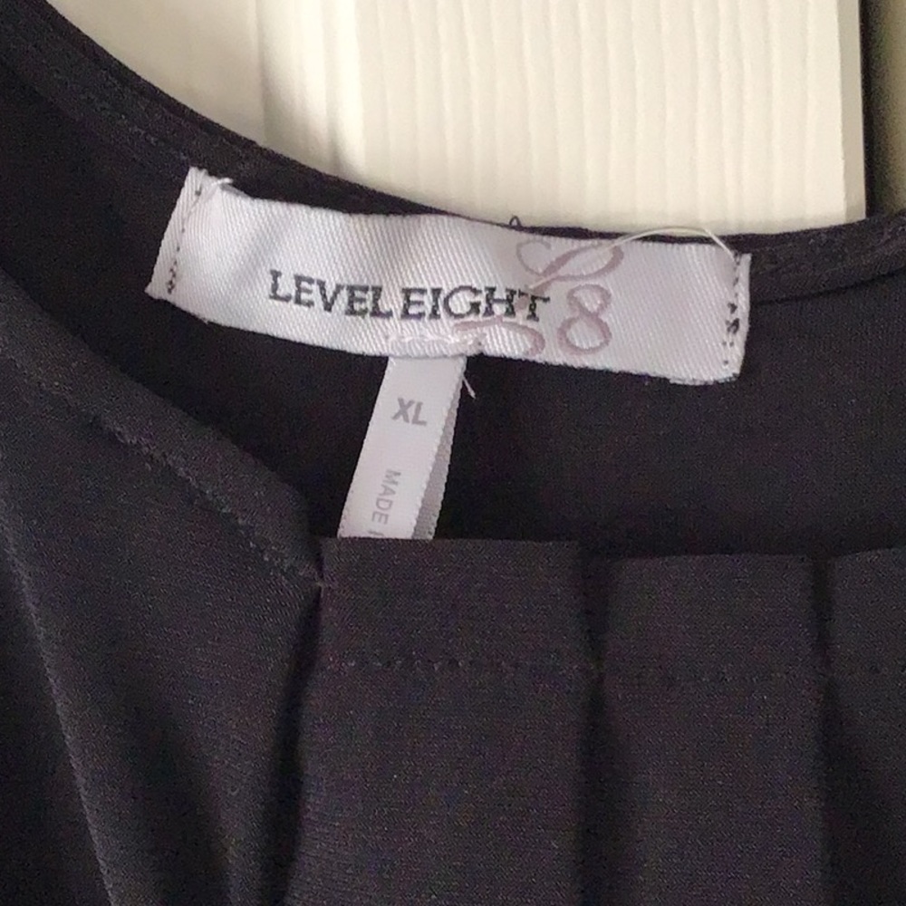 Level Eight Fashion Dress - Picture 3 of 6